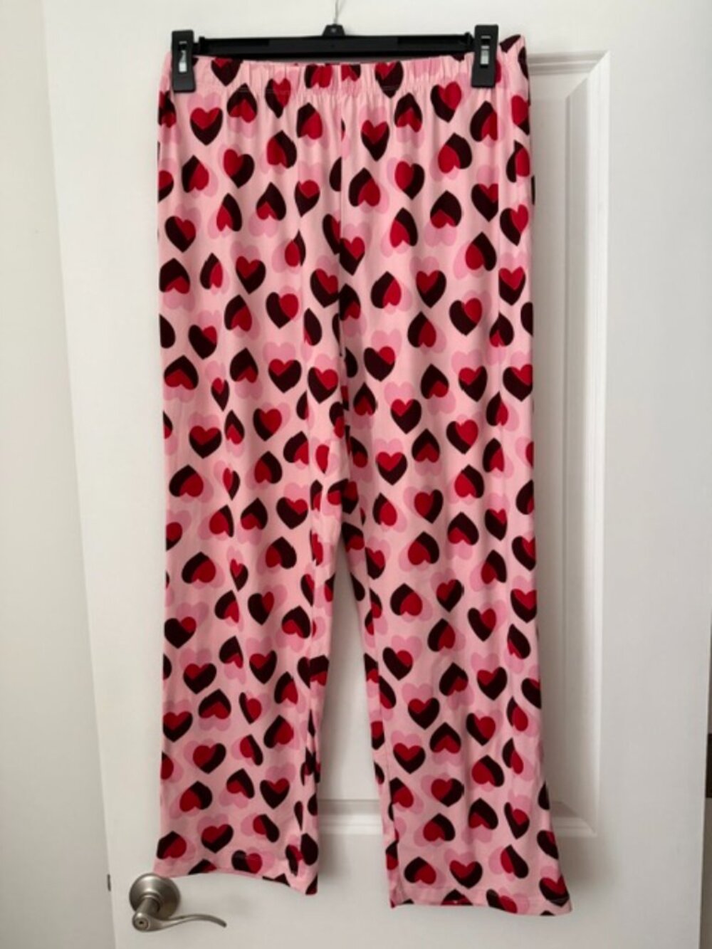 Pajama set by Kate Spade. Size Medium. Color: Pink with hearts. New without tags - Picture 2 of 4